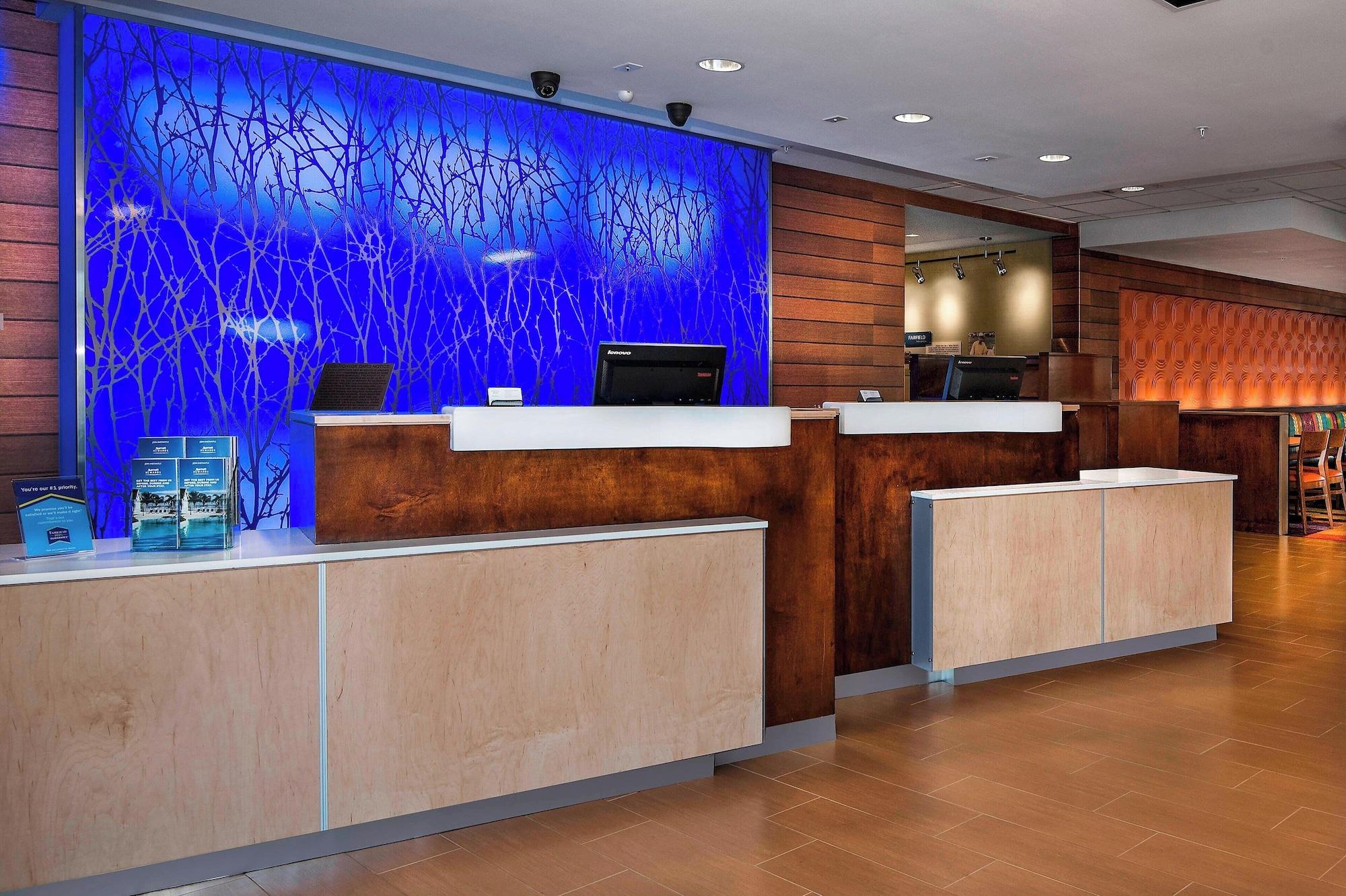 Vista Lobby Fairfield Inn & Suites Little Rock Benton