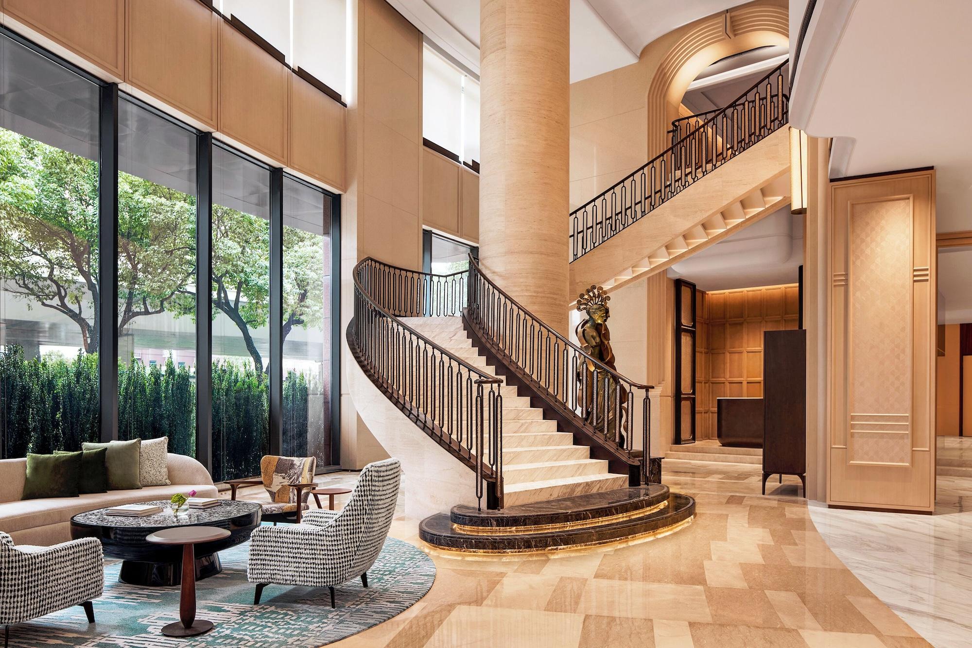 Vista Lobby Hilton Shanghai City Center