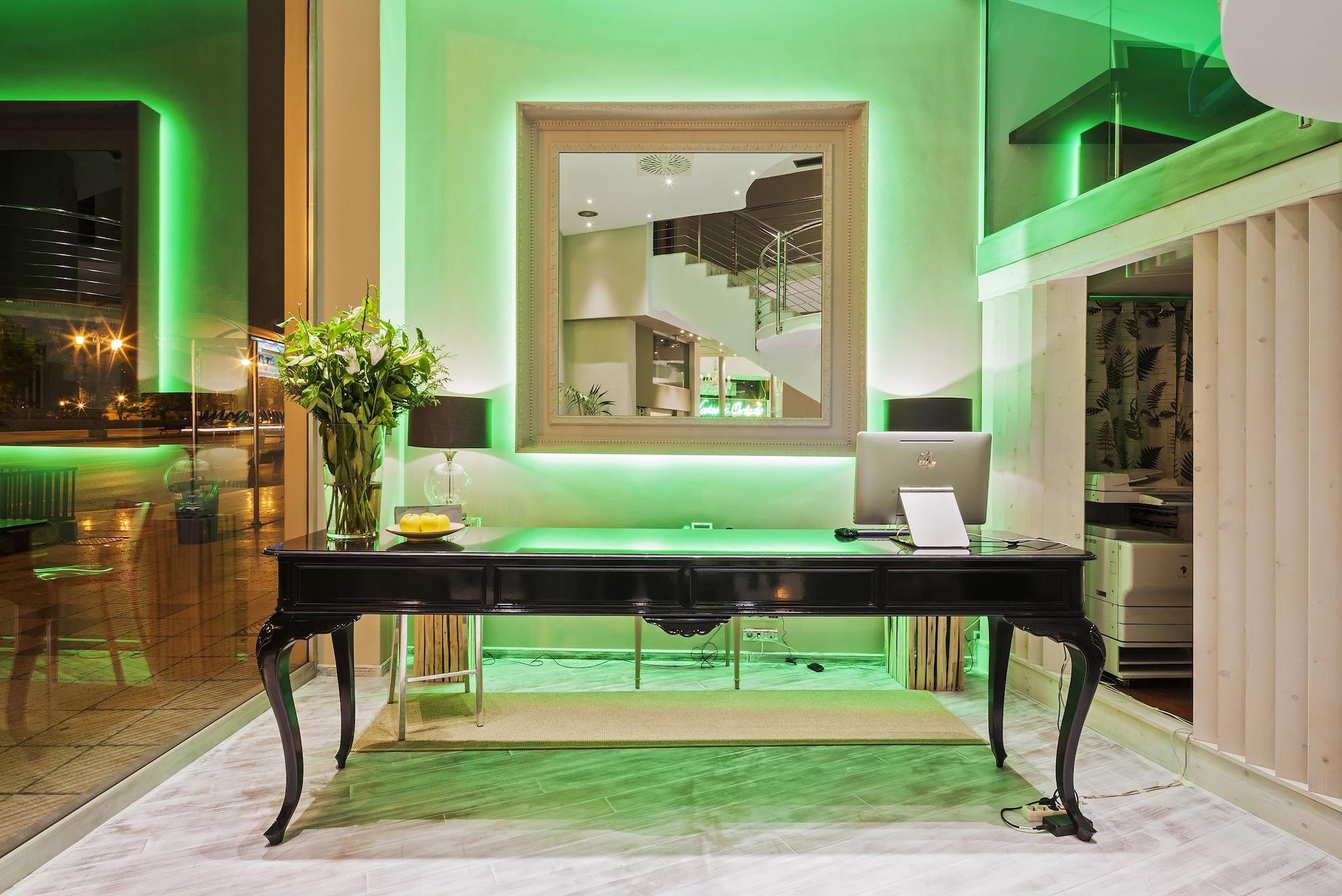 Vista Lobby Hotel Nature Oviedo