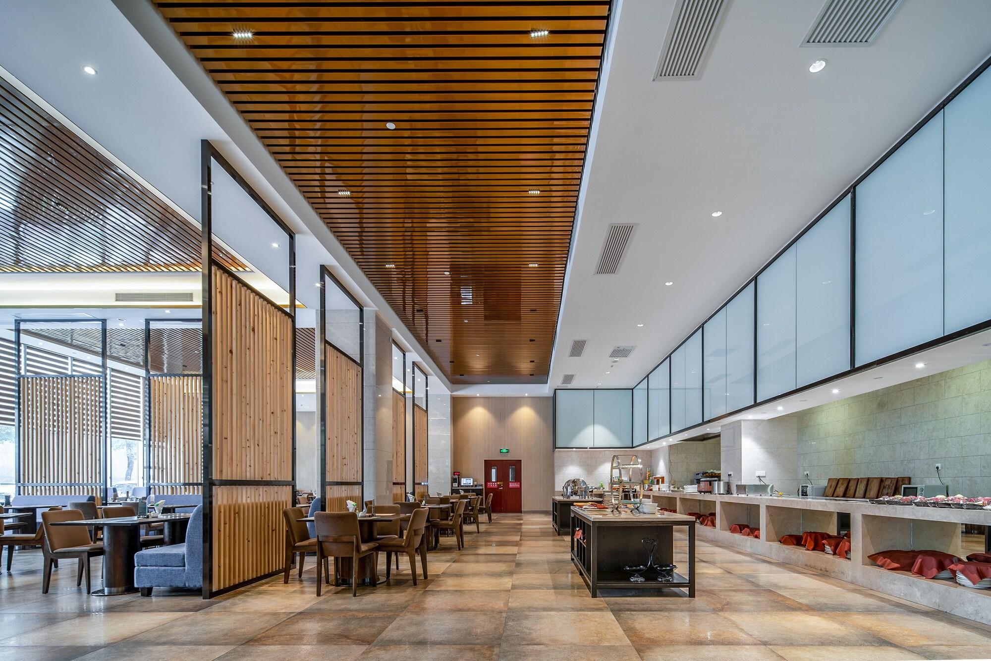 Restaurant PHOENIX HILL