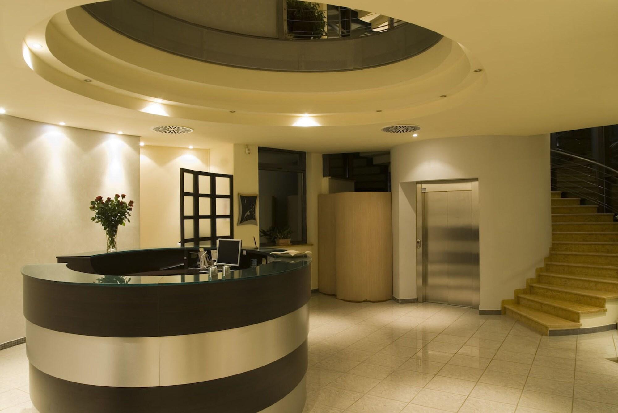 Vista Lobby Hotel Le Ginestre