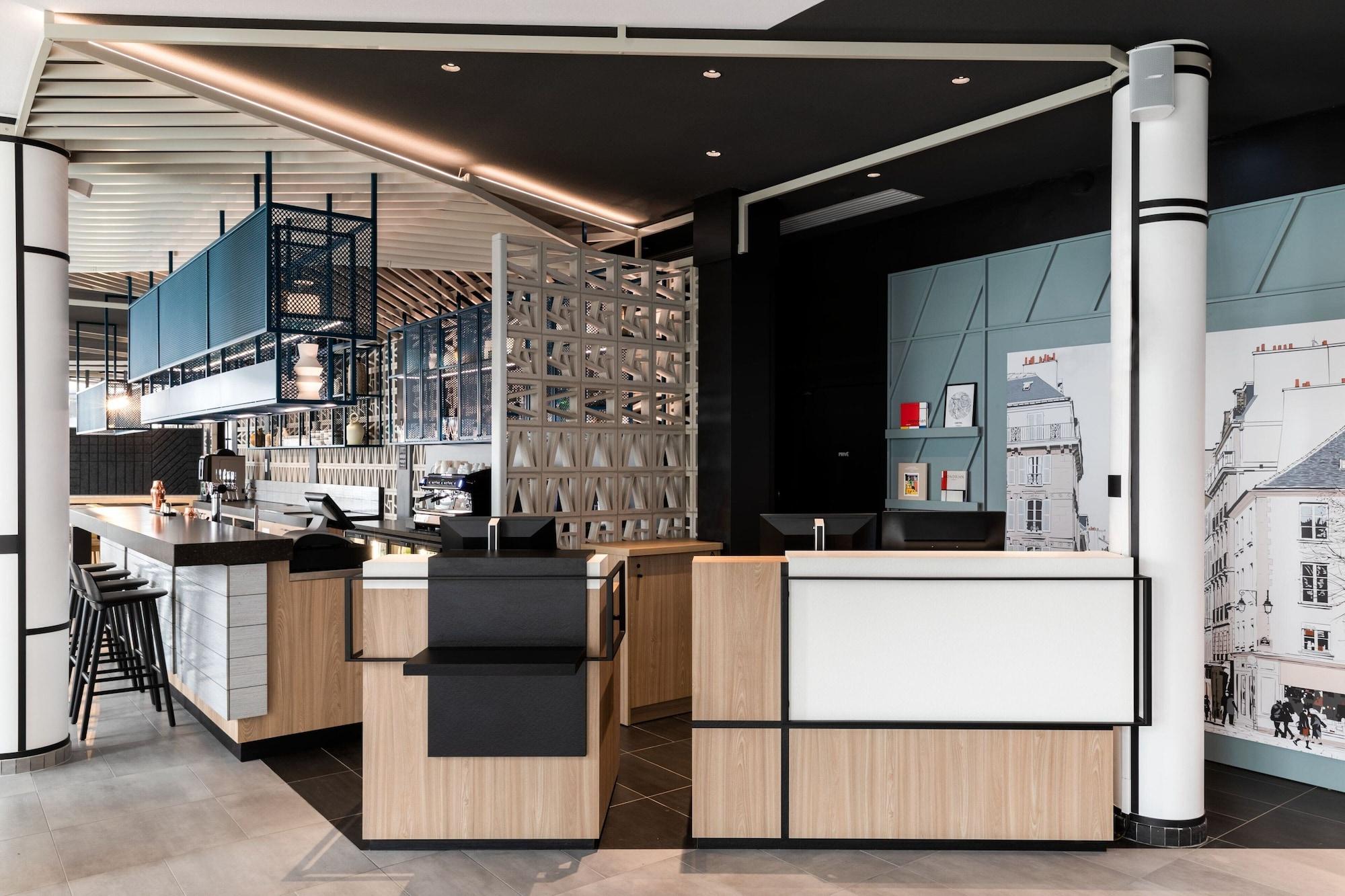 Vista Exterior Courtyard by Marriott Paris Creteil