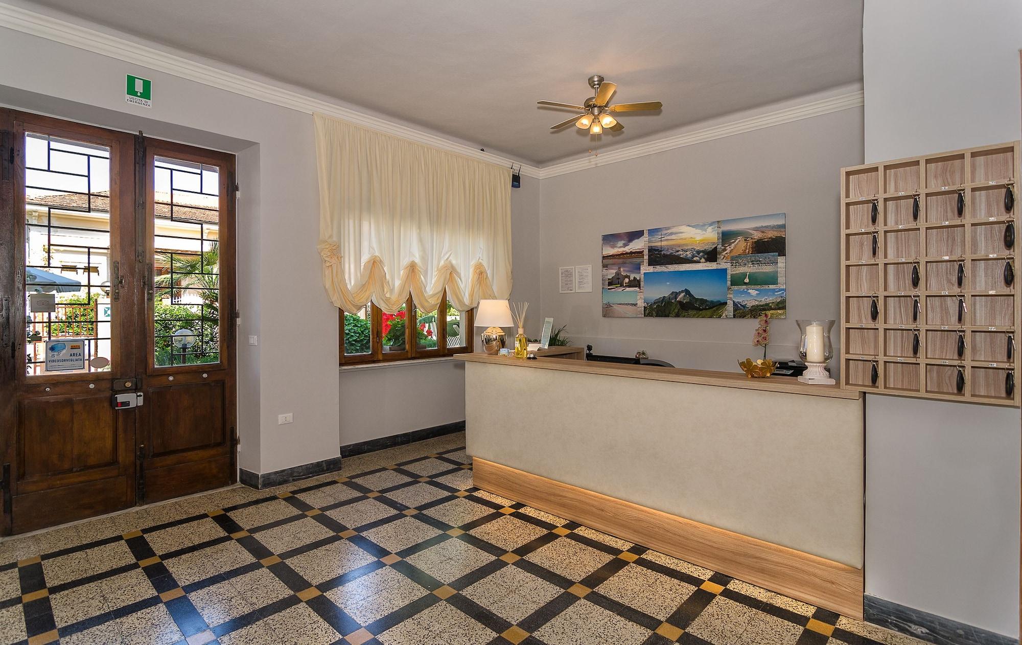 Vista Lobby Giardino