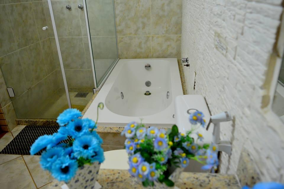 Baño Pousada Castelo Forte