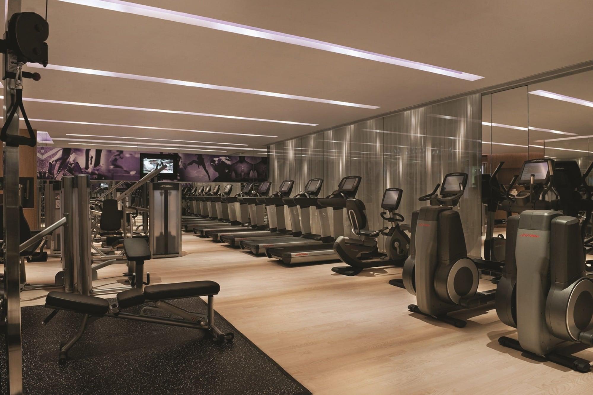 Gimnasio The Mira Hong Kong Hotel