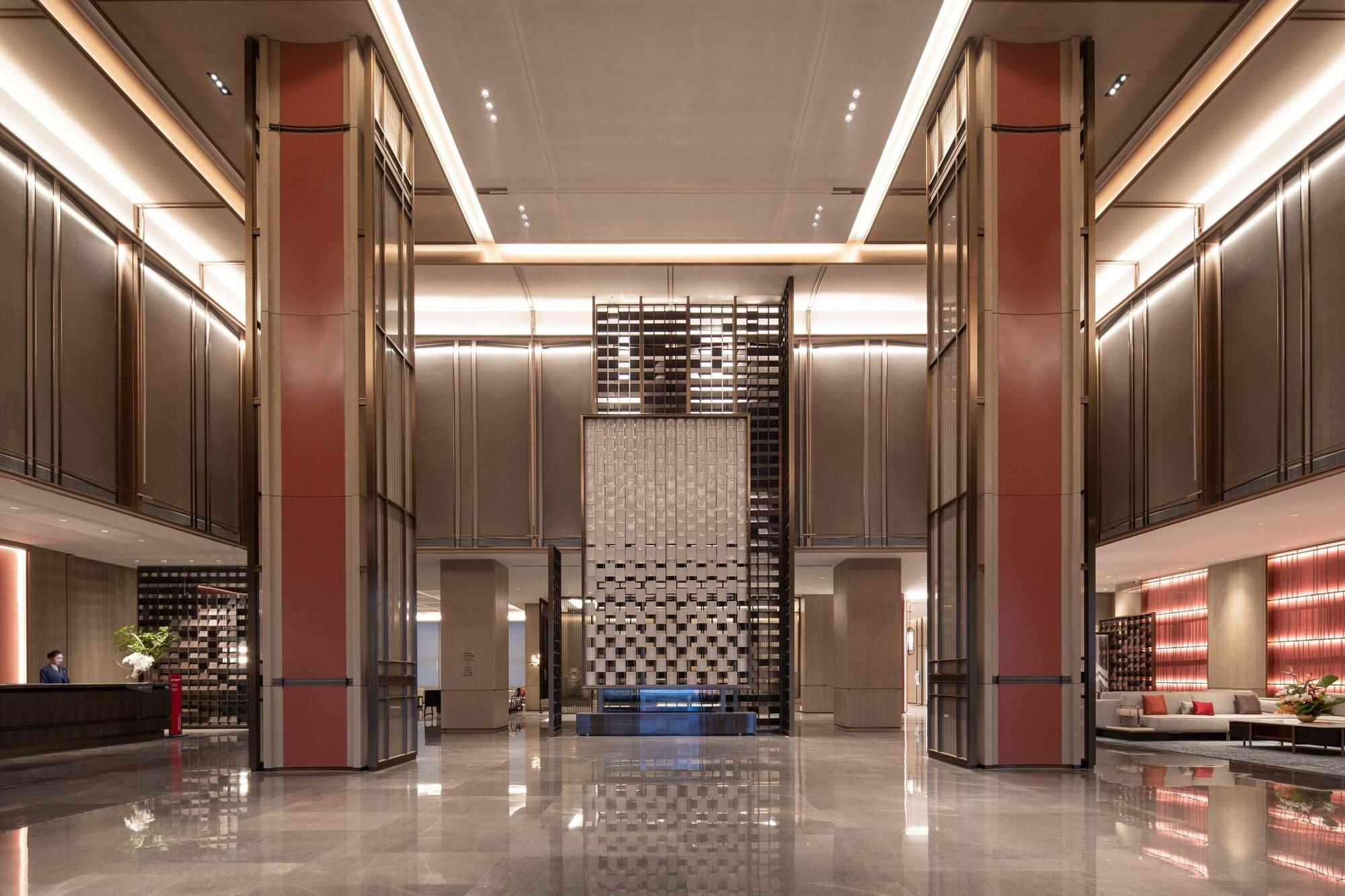 Vista Lobby Hualuxe Leshan