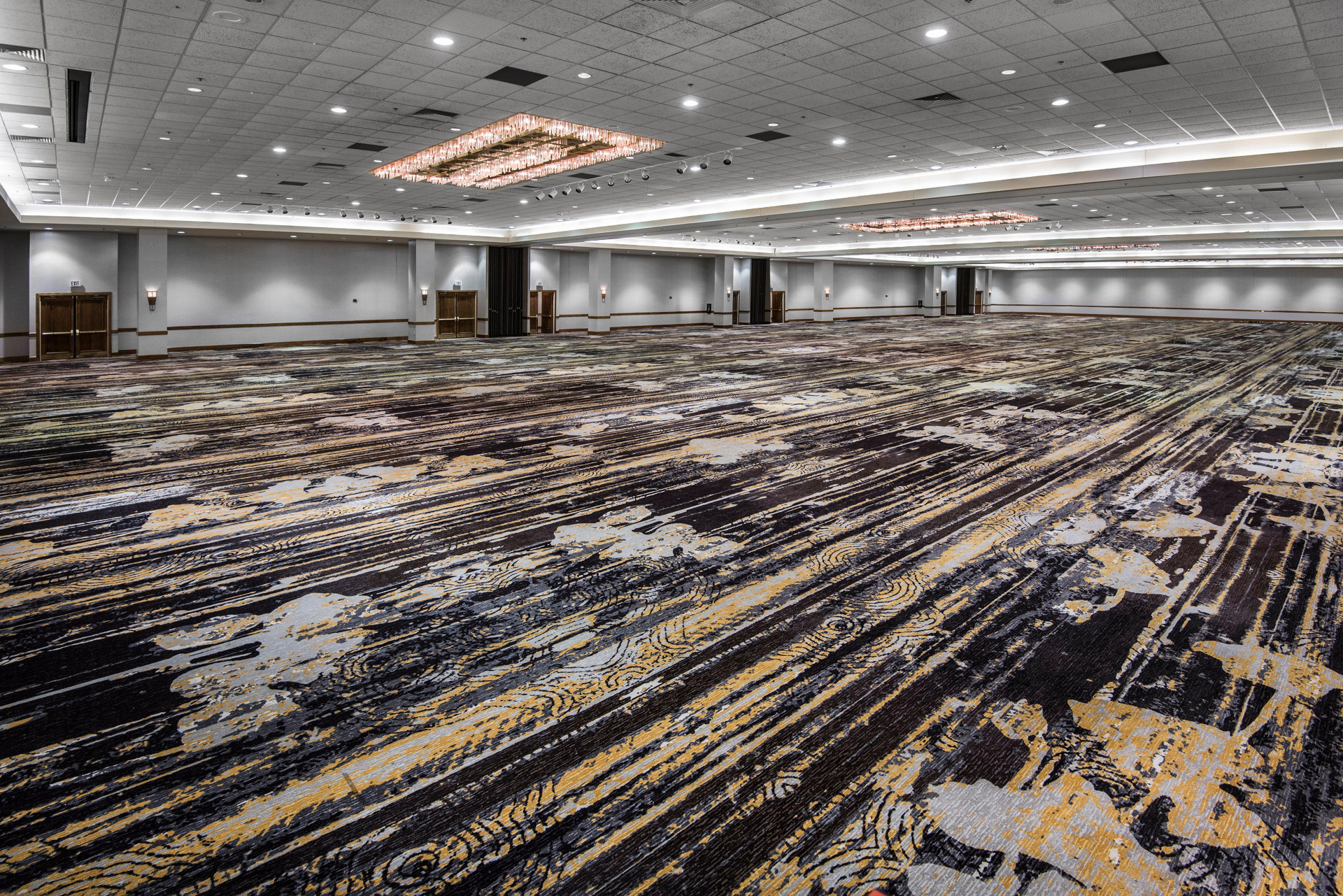 Vista Lobby Holiday Inn Springdale/Fayetteville Area by IHG