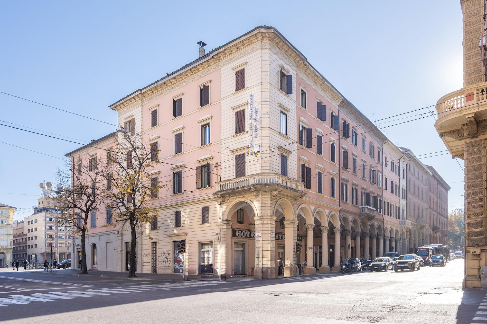 Varios Hotel Donatello