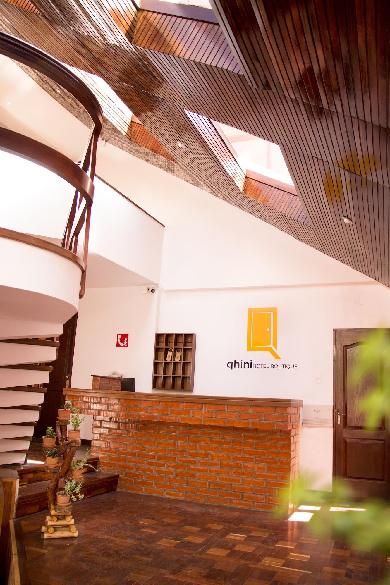 Vista Lobby Qhini Hotel Boutique