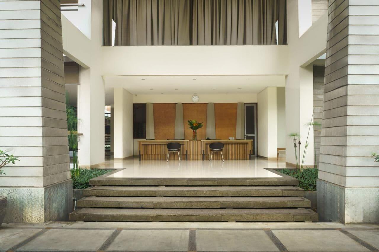 Vista Lobby Papyrus Tropical Hotel
