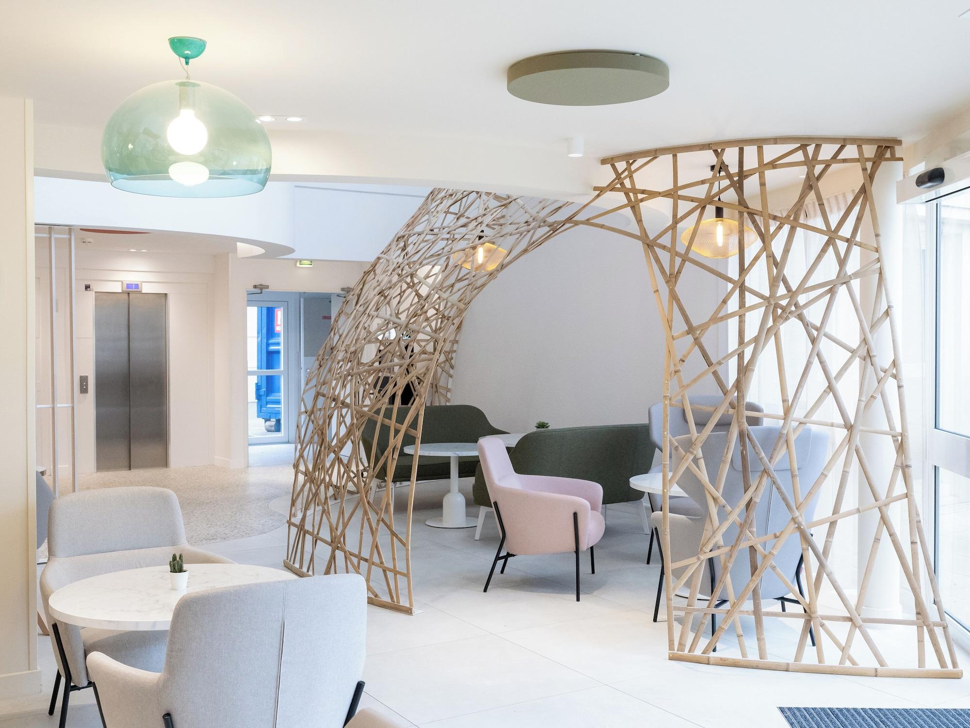 Vista Lobby Novotel Suites Montpellier