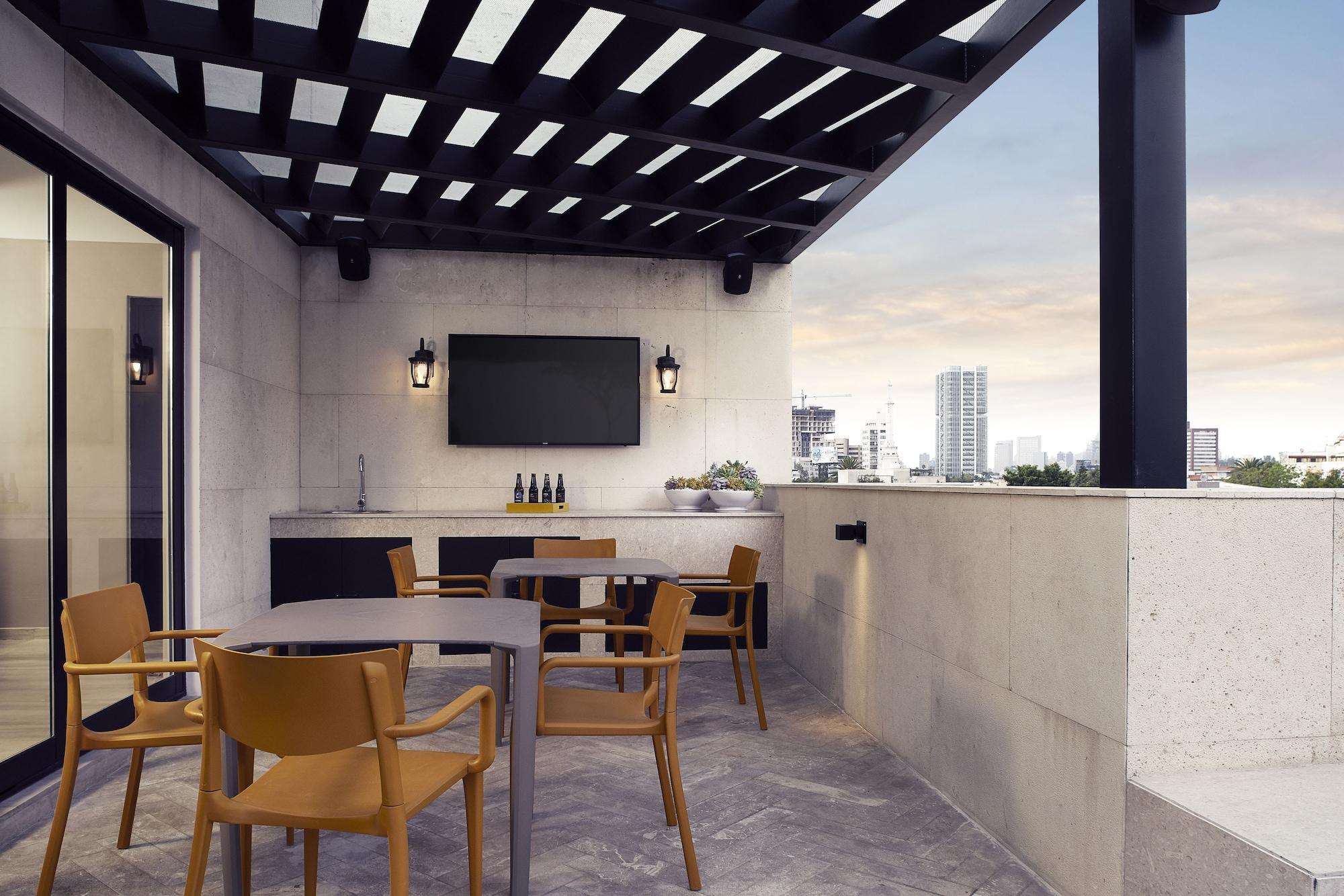 Varios Frida Boutique Stays by Viadora