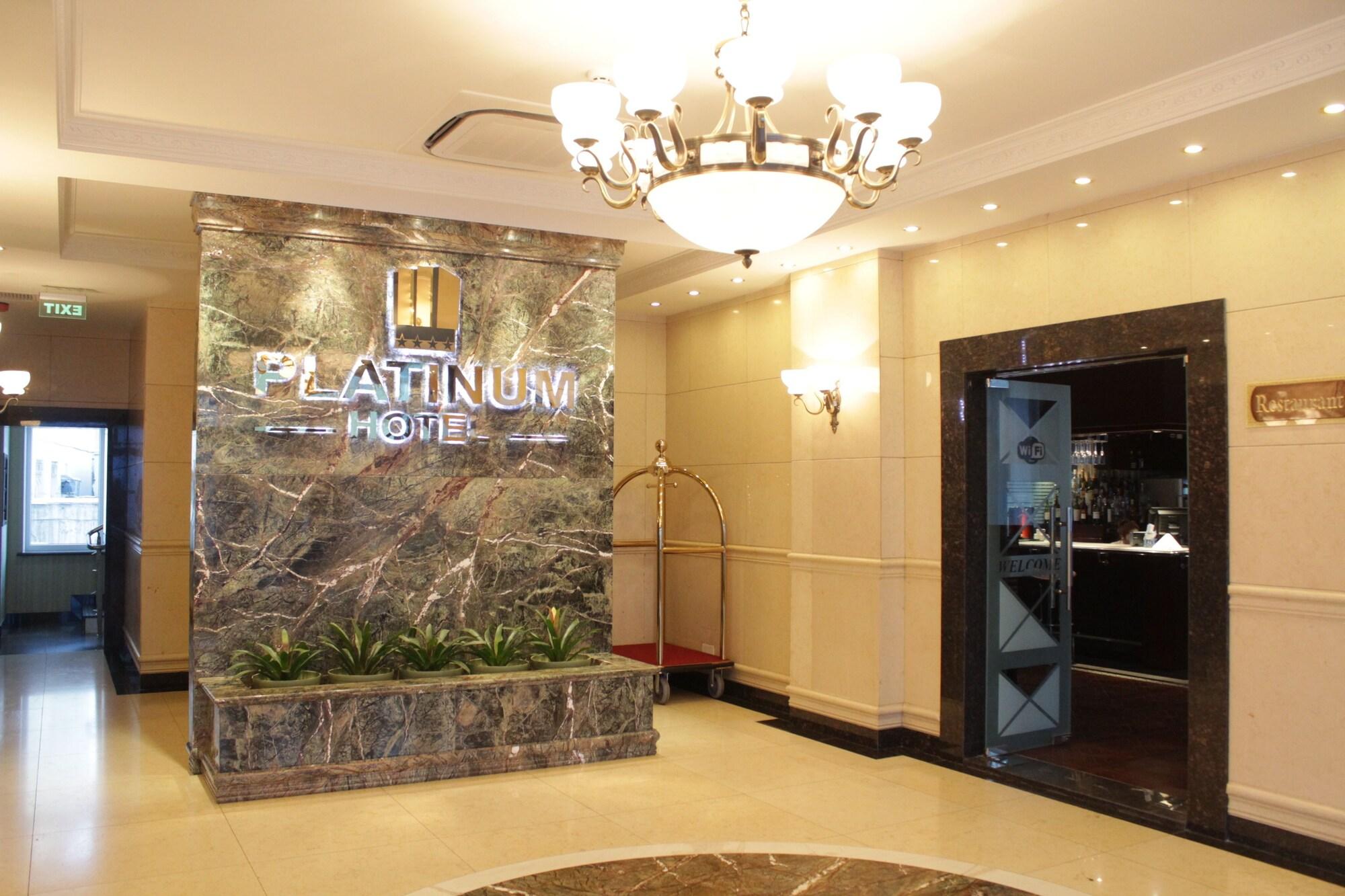 Vista Lobby Platinum Hotel
