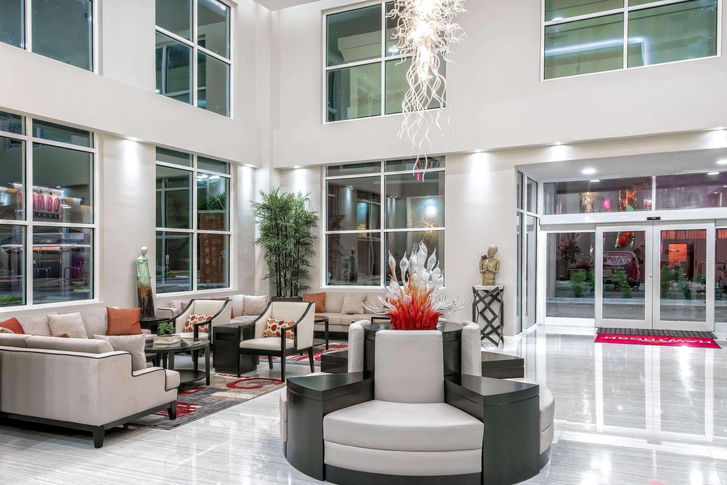 Vista Lobby Hawthorn Extended Stay by Wyndham McAllen