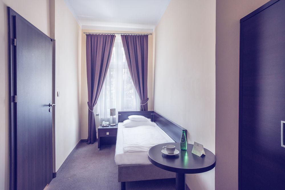 Habitación Hotel Niemcza SPA