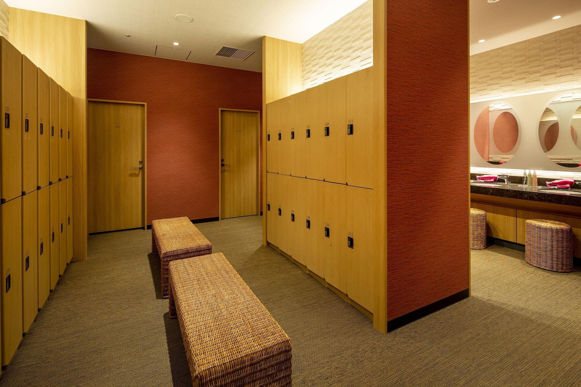 Instalaciones Recreativas Hotel Monterey KOBE