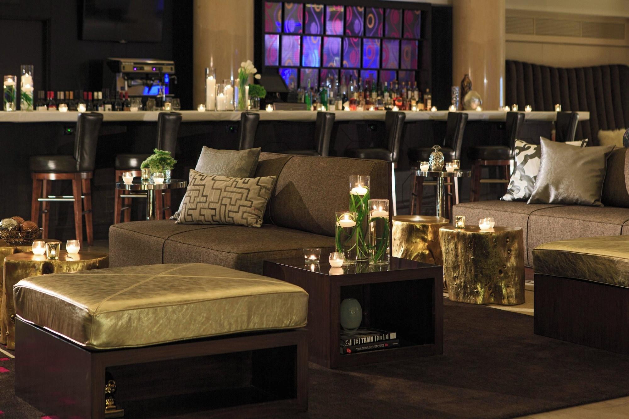 Bar/Salón Renaissance Denver Downtown City Center Hotel