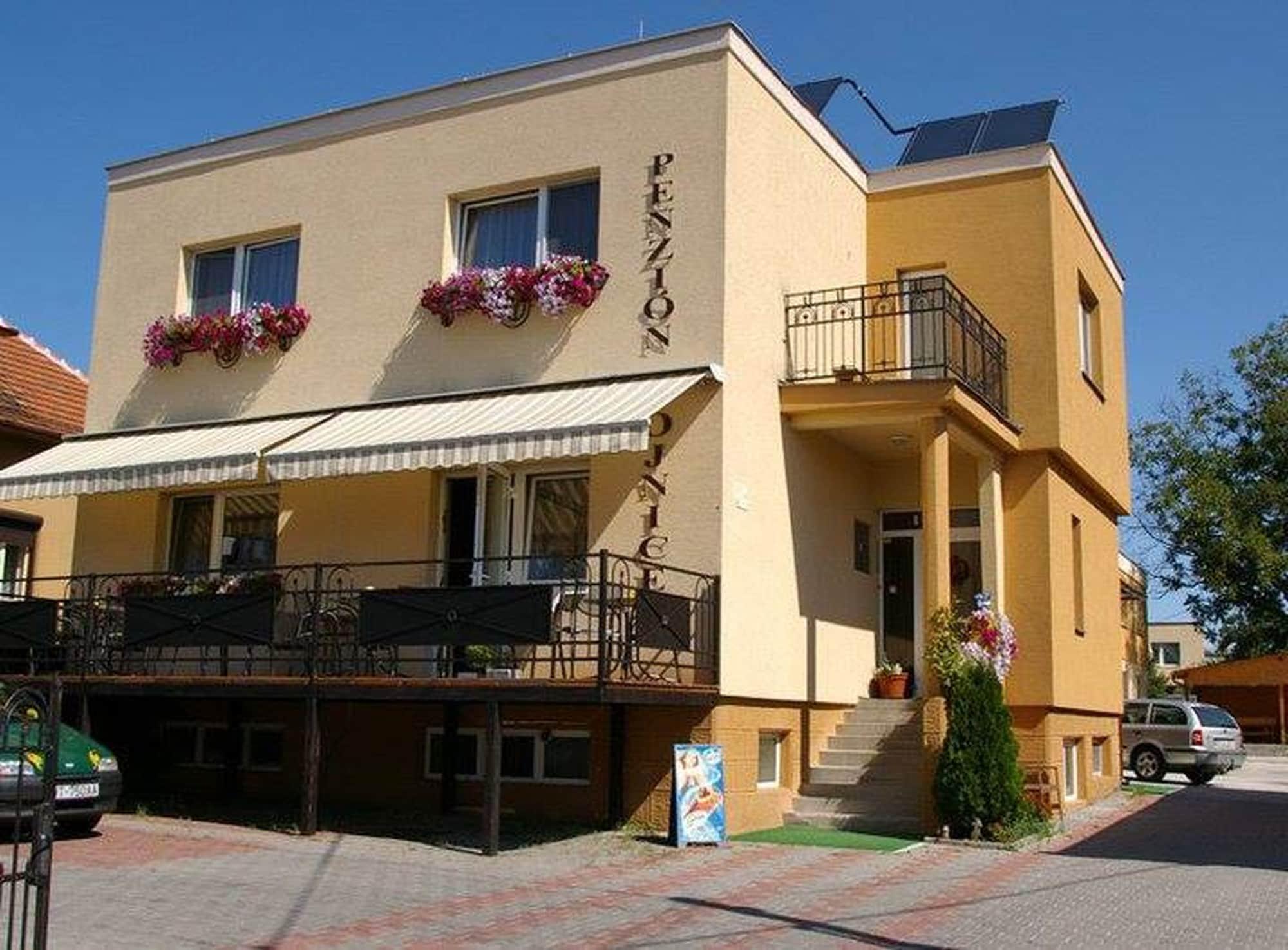 Varios Penzion Bojnice