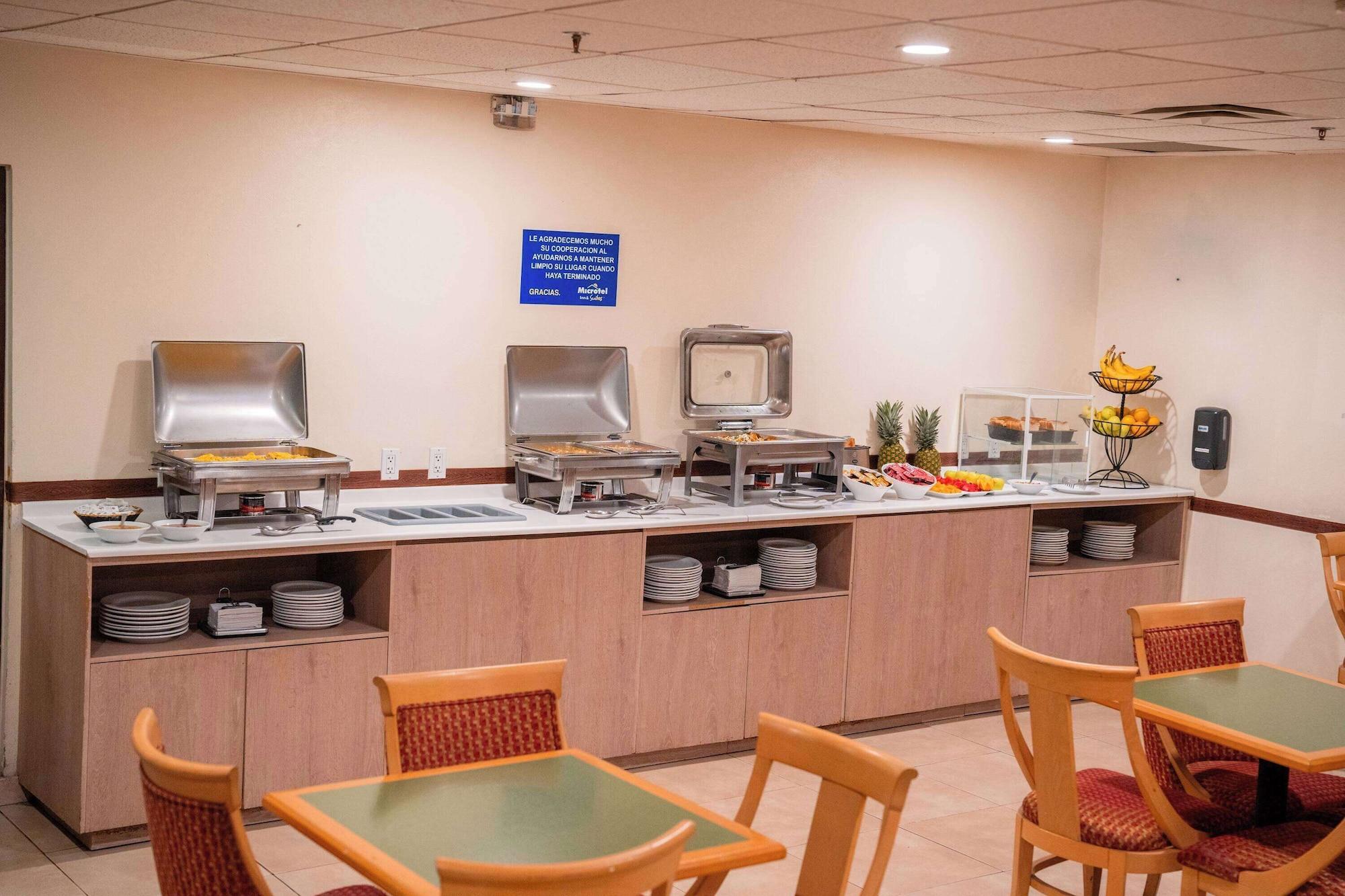 Restaurant Microtel Inn by Wyndham Ciudad Juarez/By US Consulate