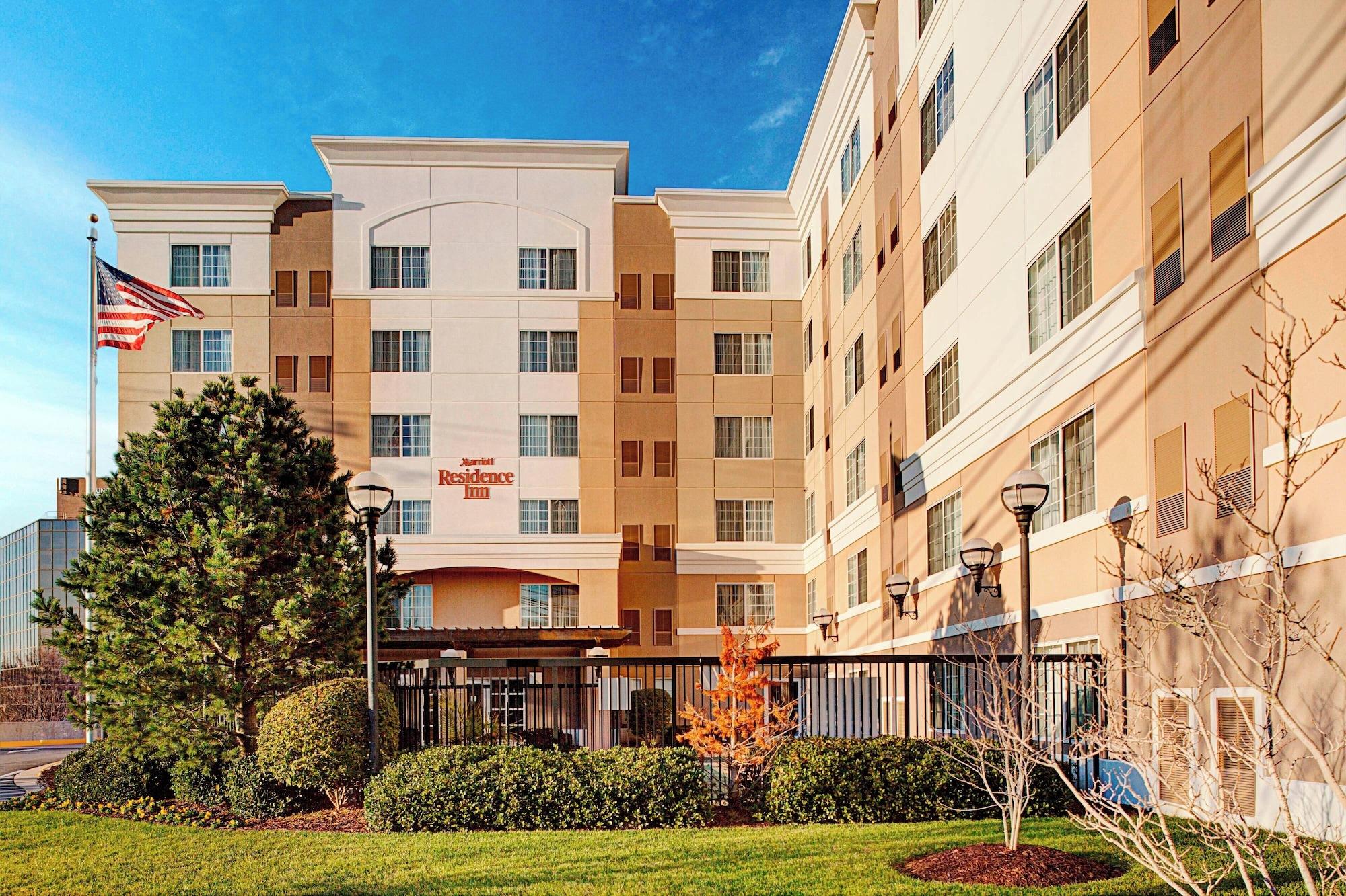 Vista Exterior Residence Inn by Marriott Tysons