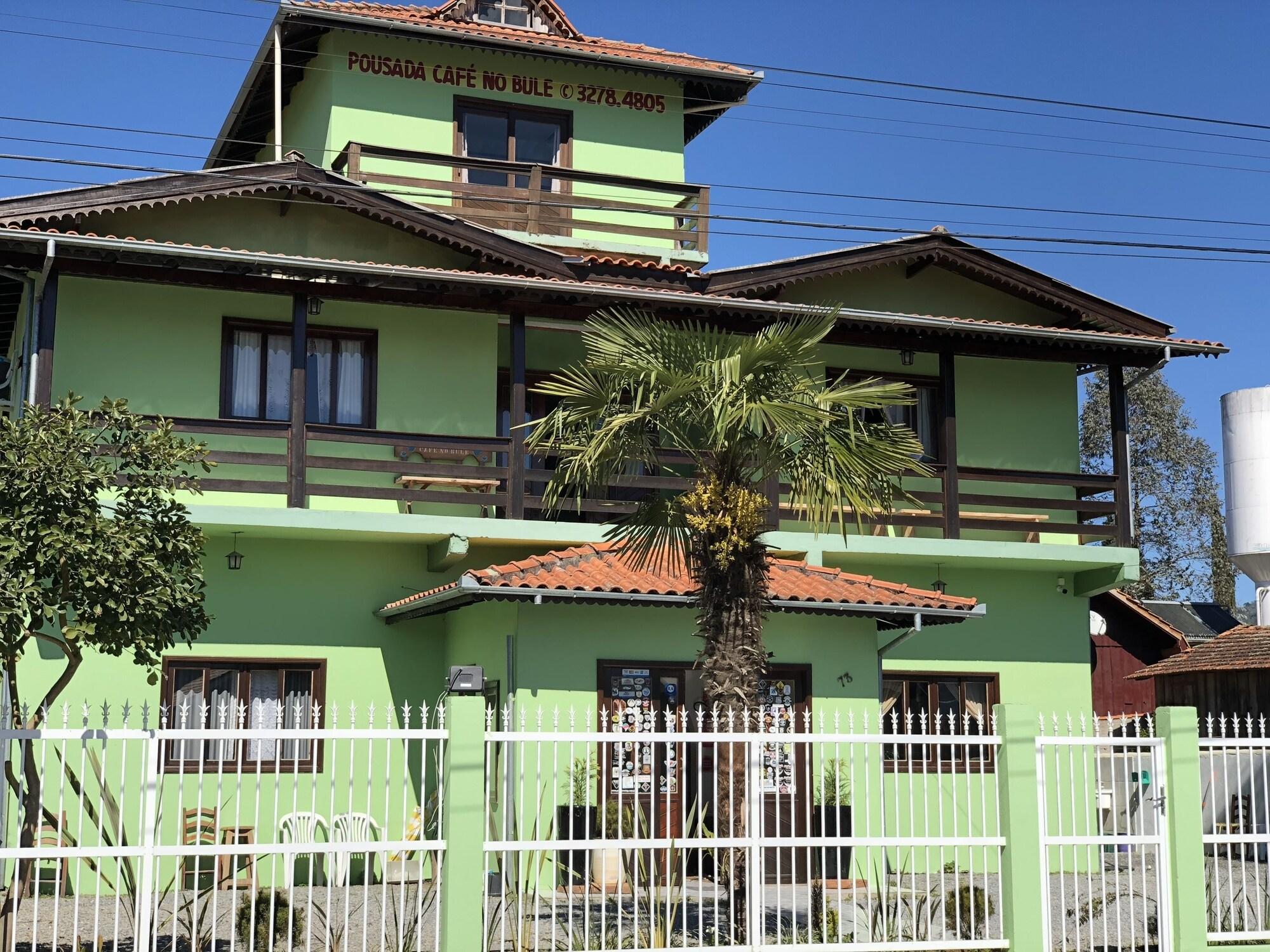 Varios Pousada Café no Bule