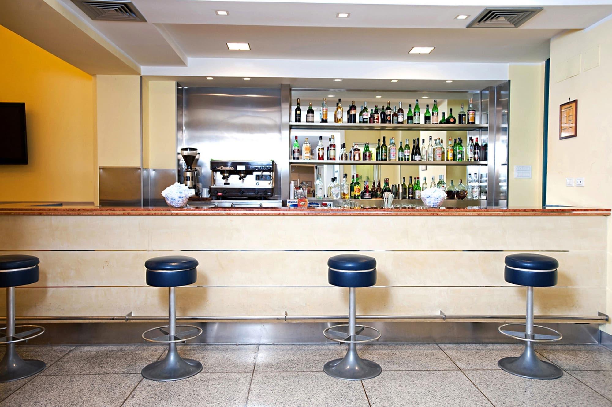 Bar/Salón Hotel  Mediterraneo