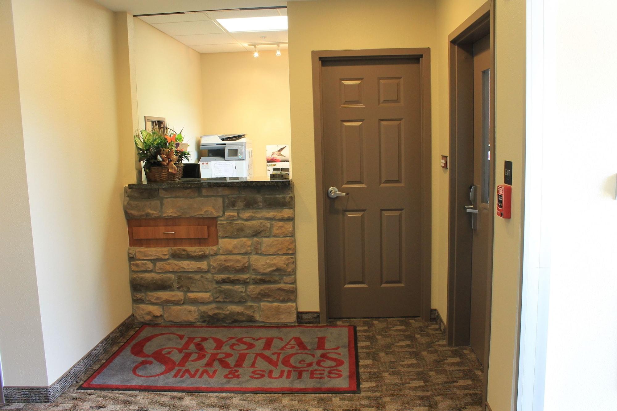 Vista Lobby Crystal Springs Inn and Suites