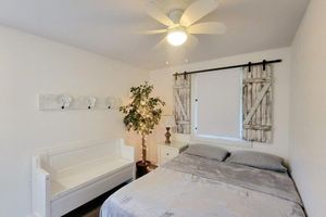 Alquiler Vacacional - Lazy Daisy - A perfect Canadian Lake Erie getaway! Pet-friendly!