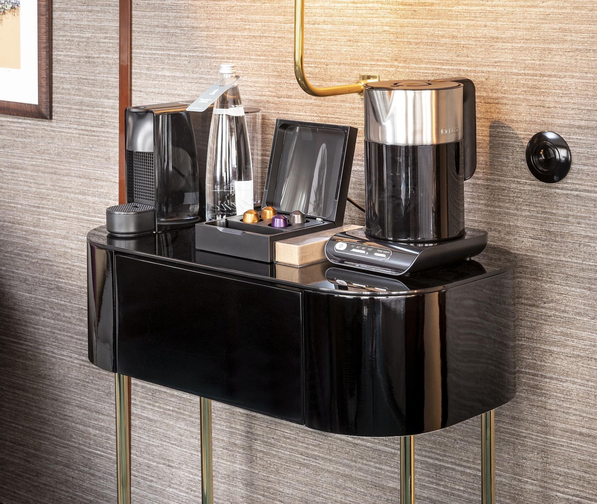 Set de Habitación Bebek Hotel By The Stay