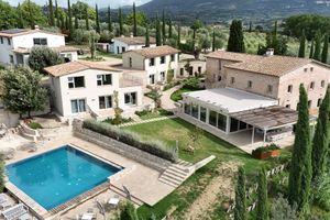 Alojamiento - Borgo del Lago