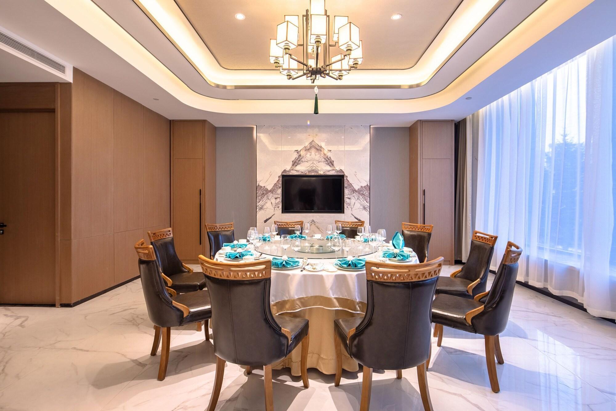 Restaurant Hampton by Hilton Changchun Ziyou Road