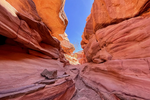 Actividad - Tour por el Cañón de Colores, el Agujero Azul y Dahab