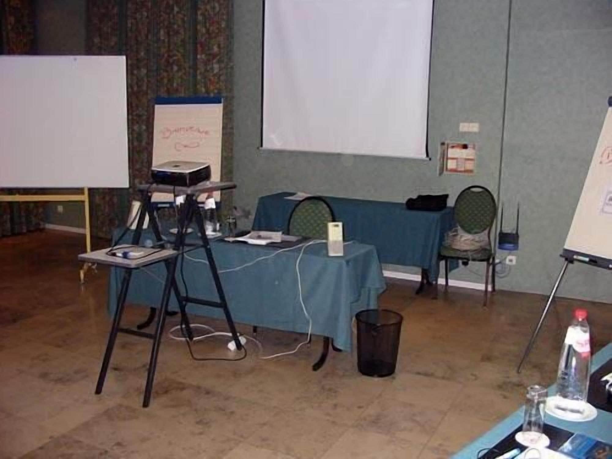 Sala de Reuniones Le Château de Limont