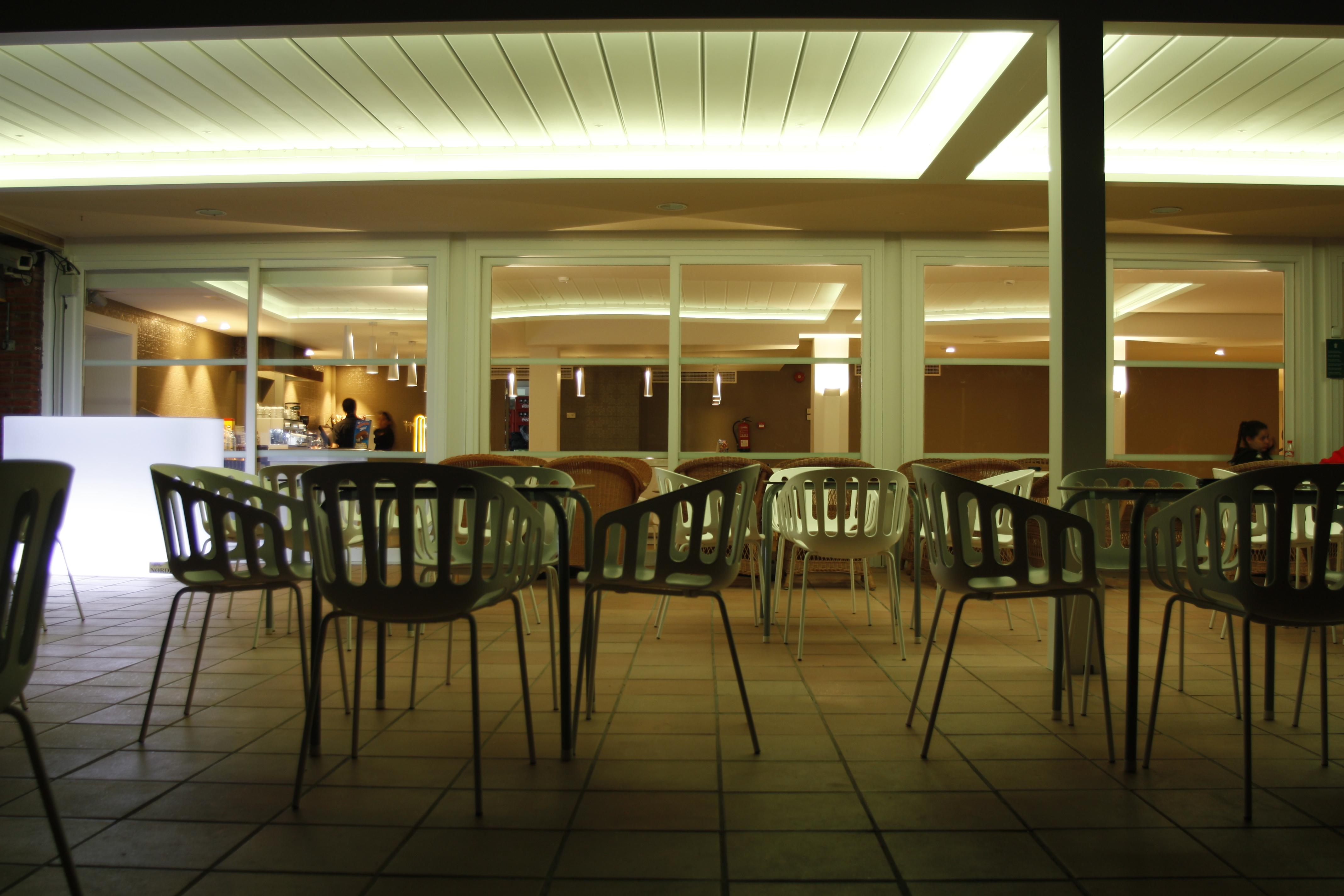 Bar/Salón Canada Palace