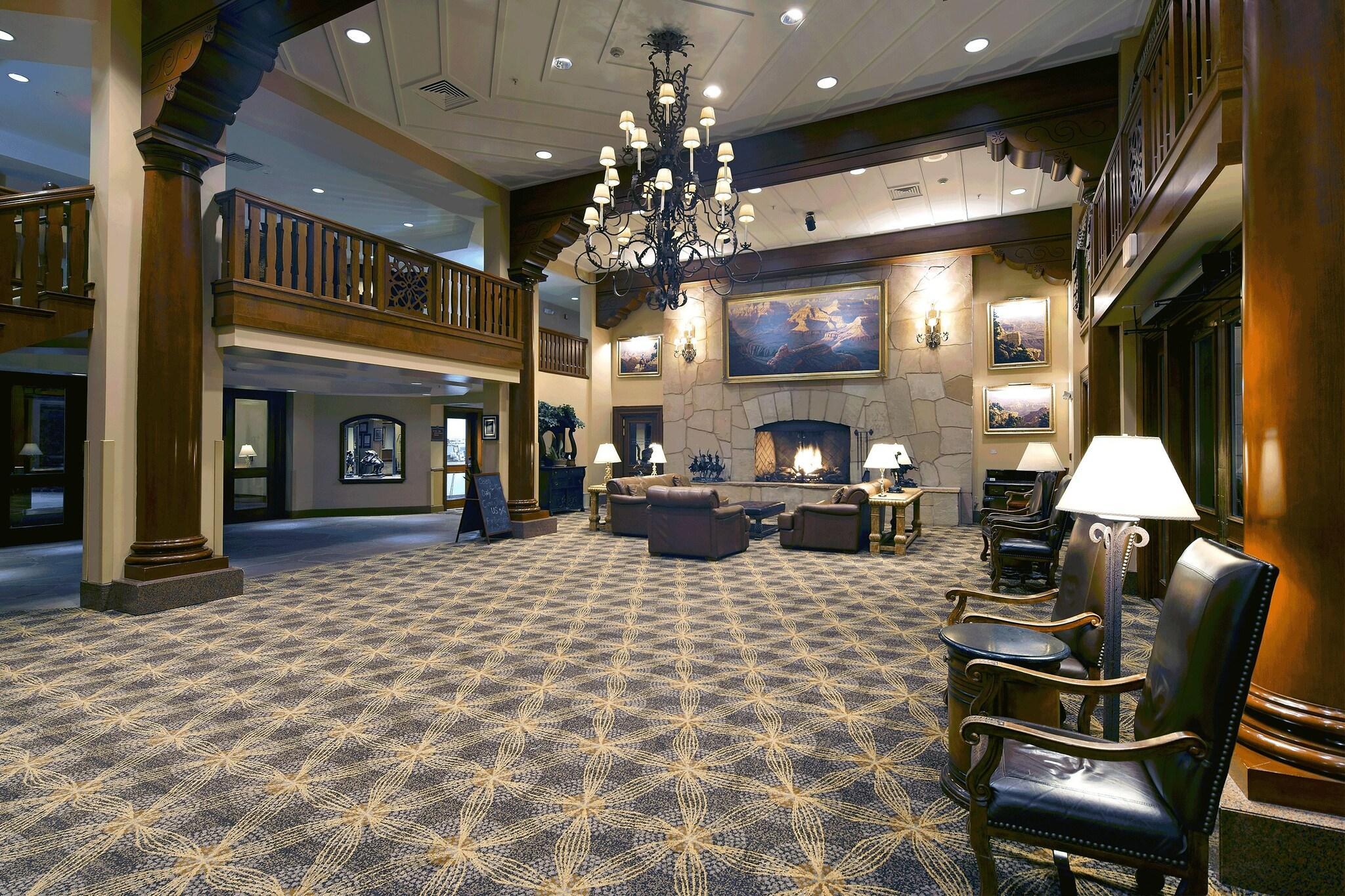Vista Lobby Grand Canyon Railway Hotel