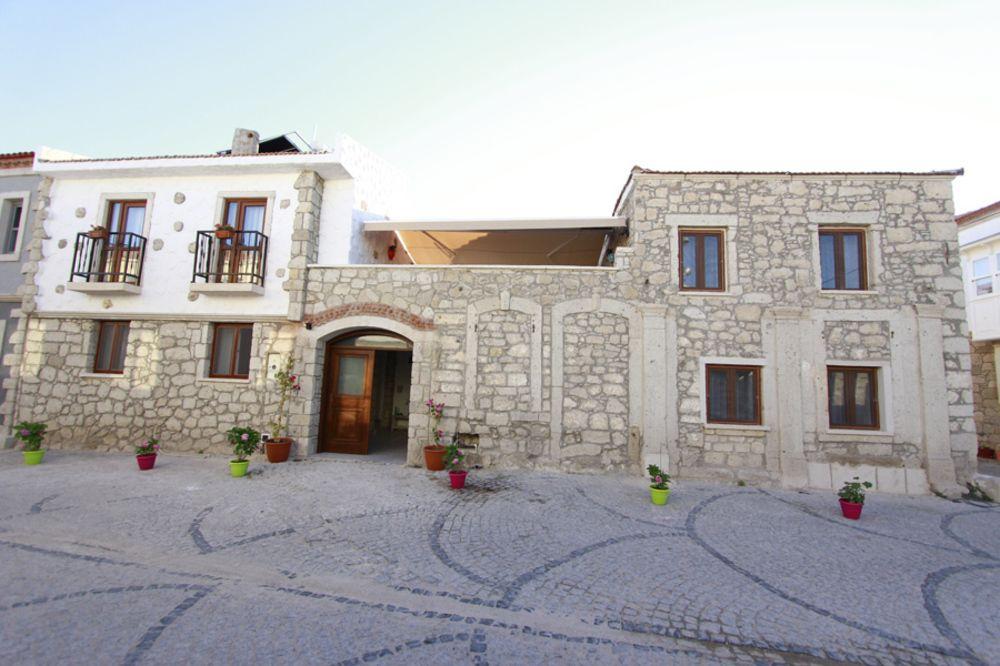 Varios Aksam Sefasi Hotel