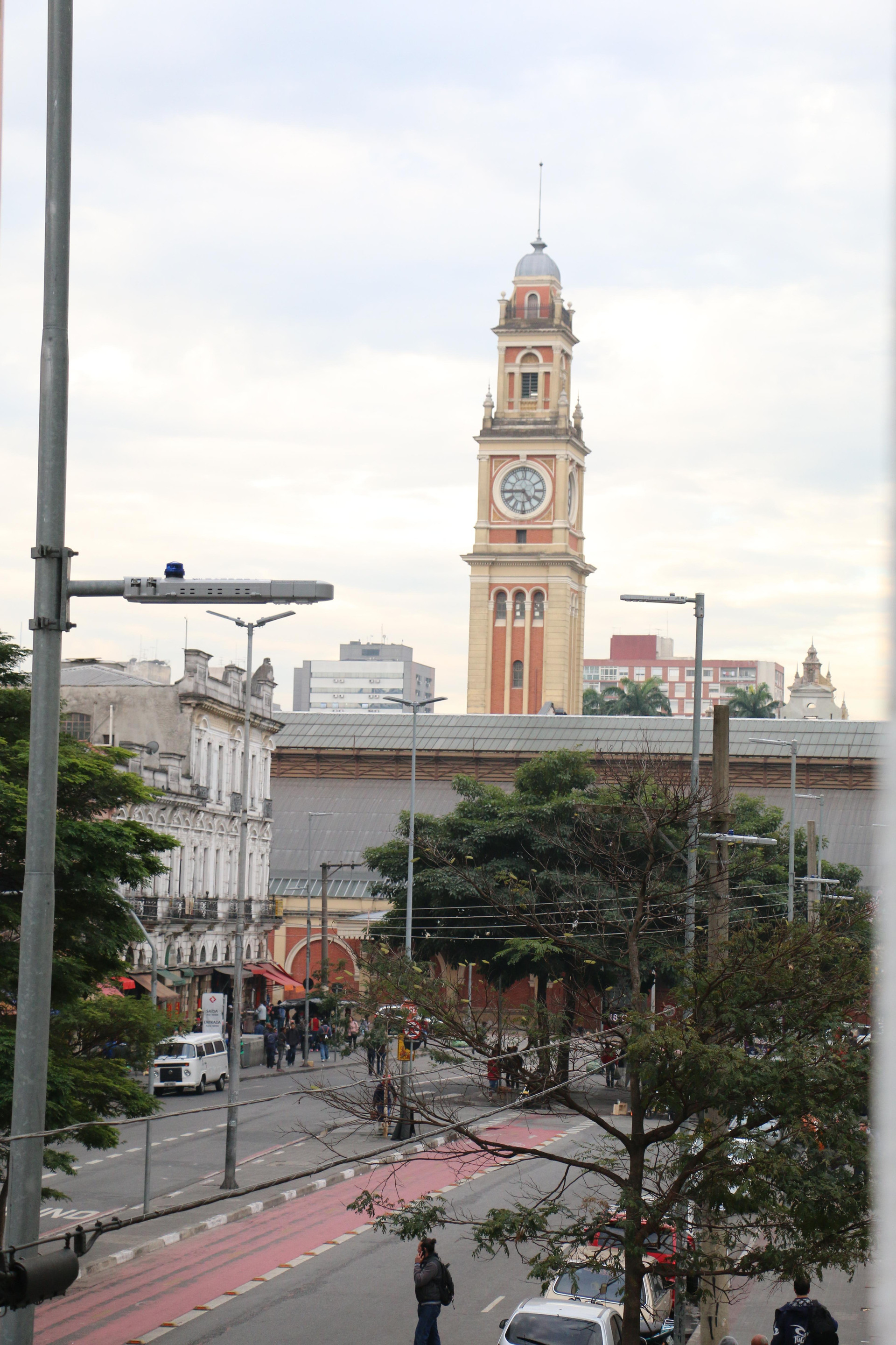 Vista Exterior Deck Hostel