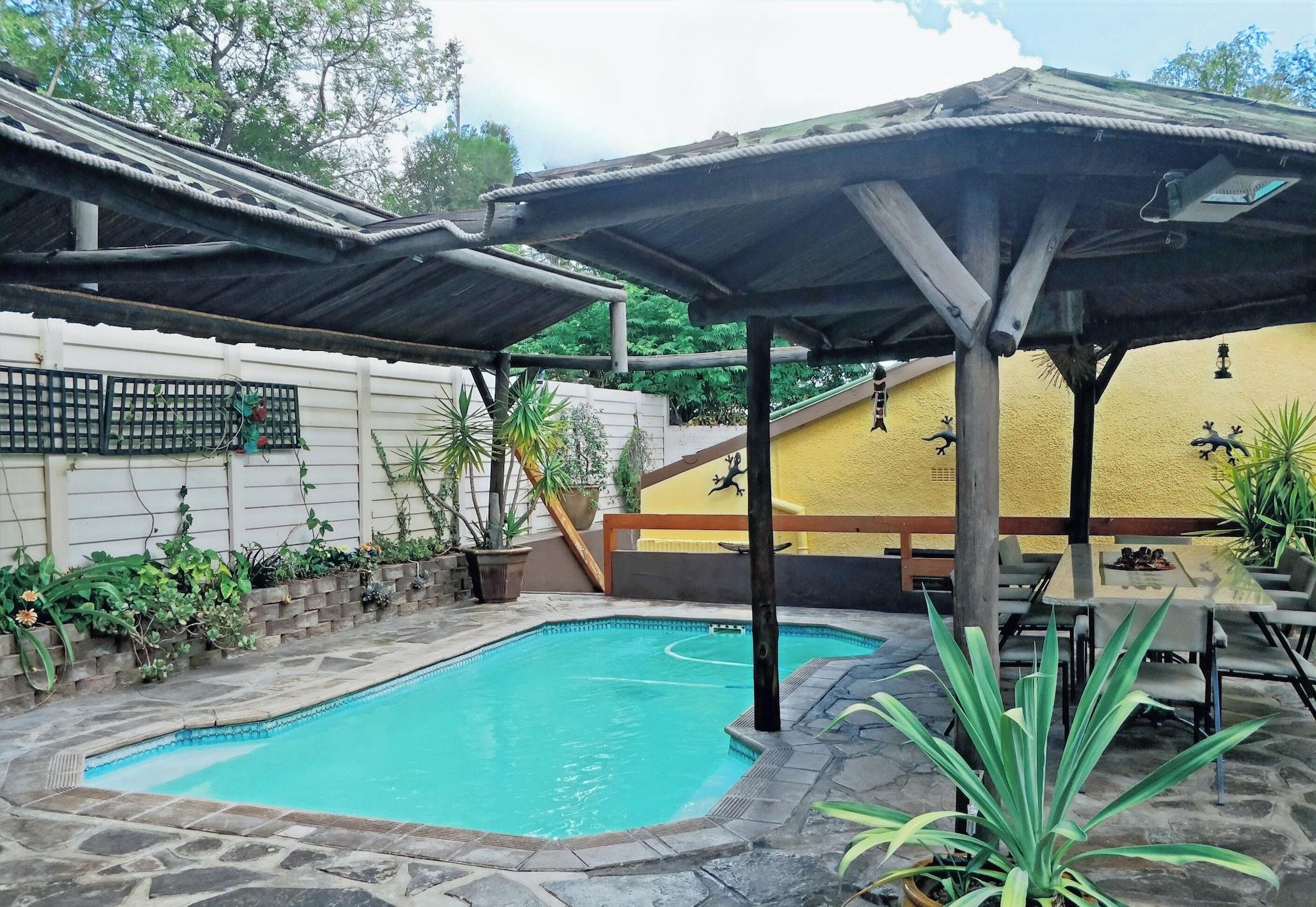 Vista Piscina Maison Ambre Guesthouse