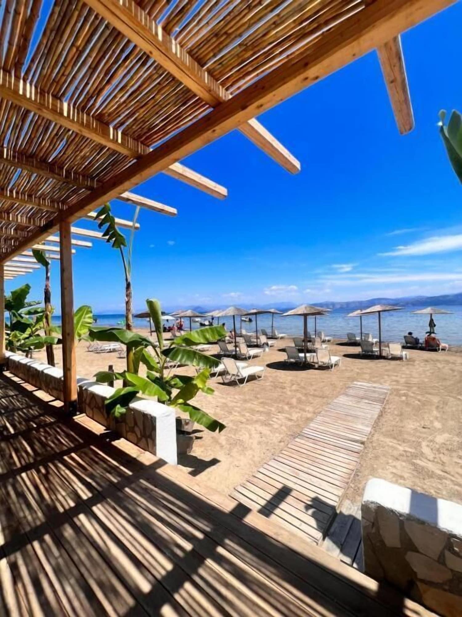 Playa Jessica's Studios & Apartments
