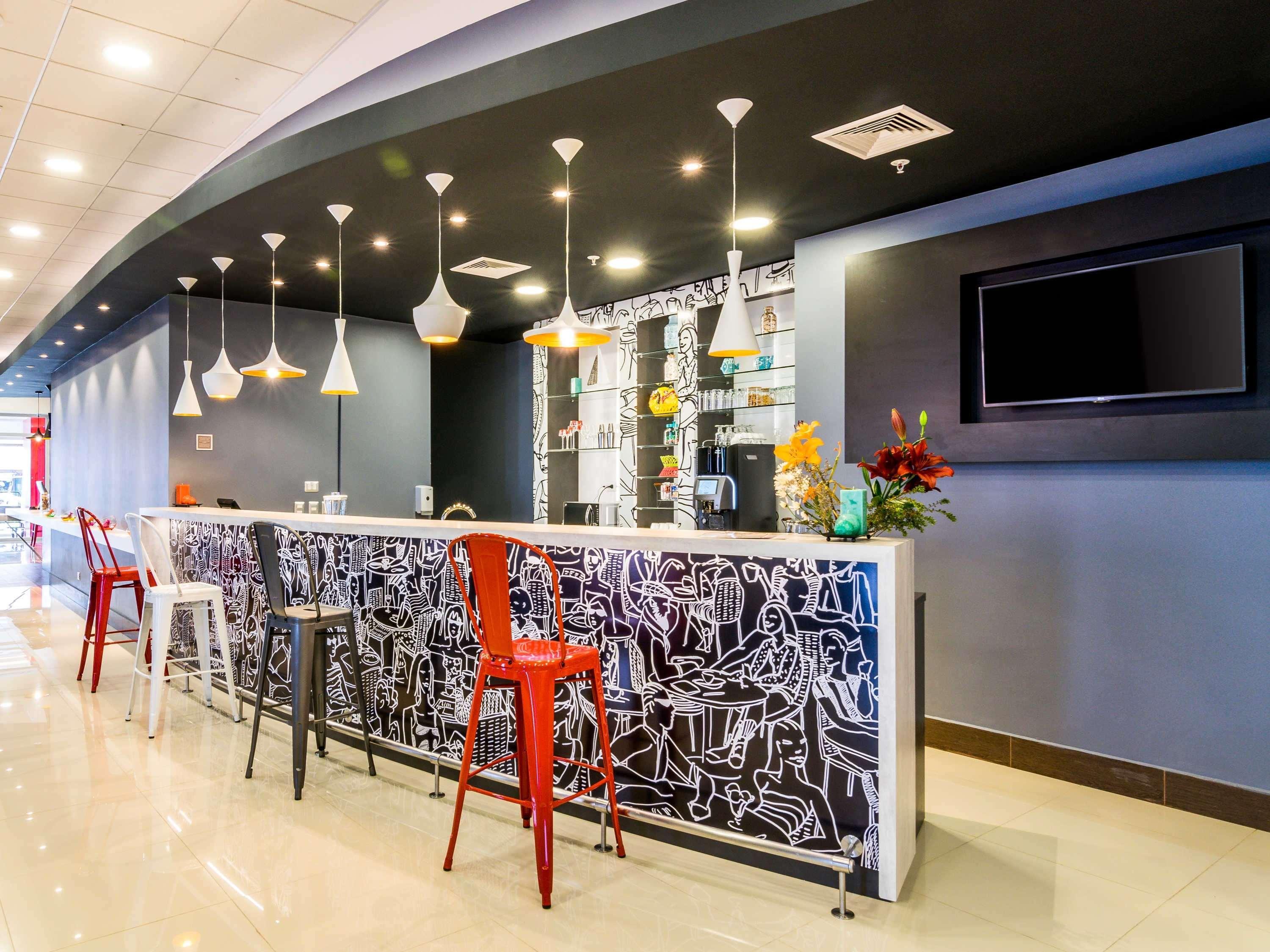 Bar/lounge ibis Puerto Montt