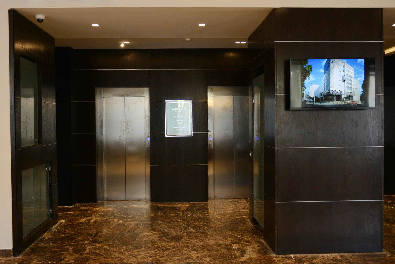 Vista Lobby Samarons Hotels