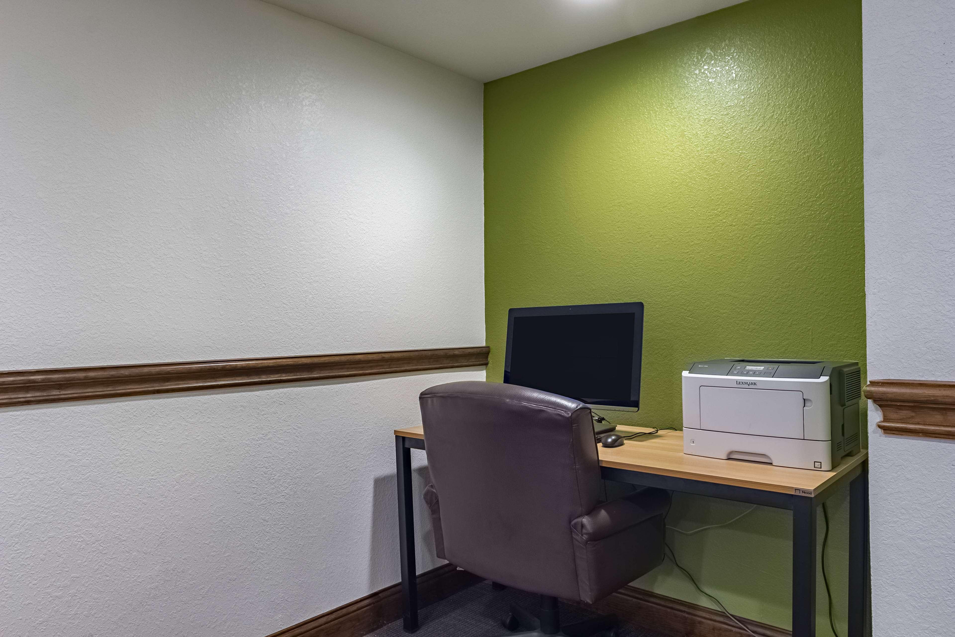 Centro de Negocios Studio 6 Plano, TX