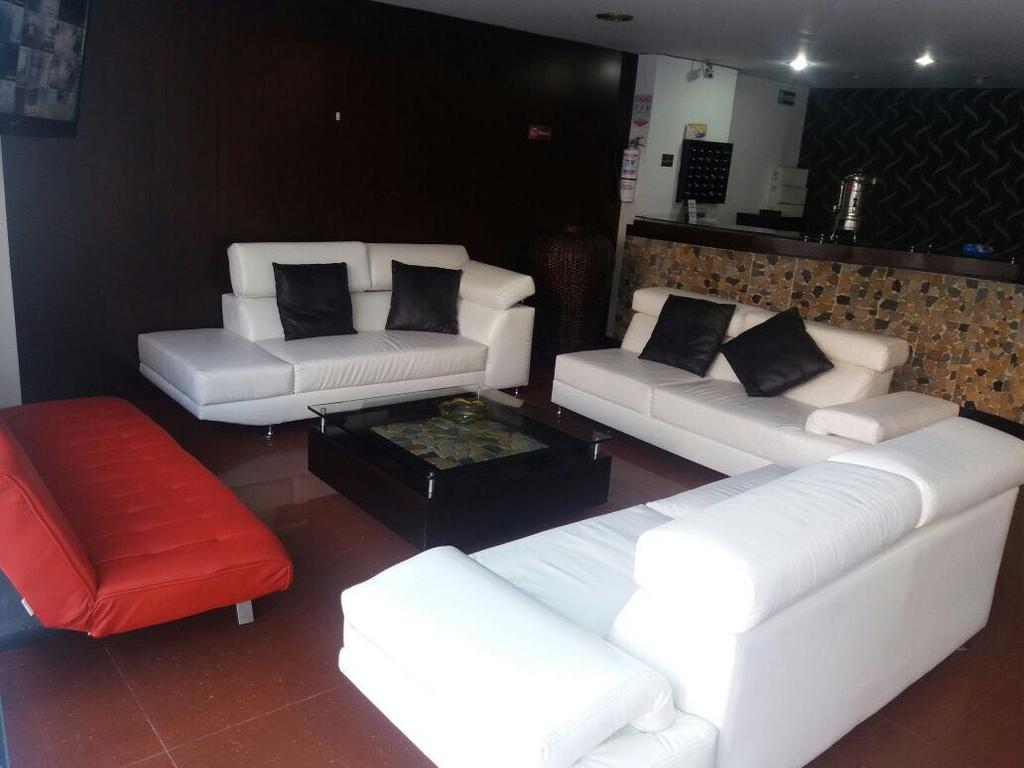 Vista Lobby Hotel Expo Inn Corferias