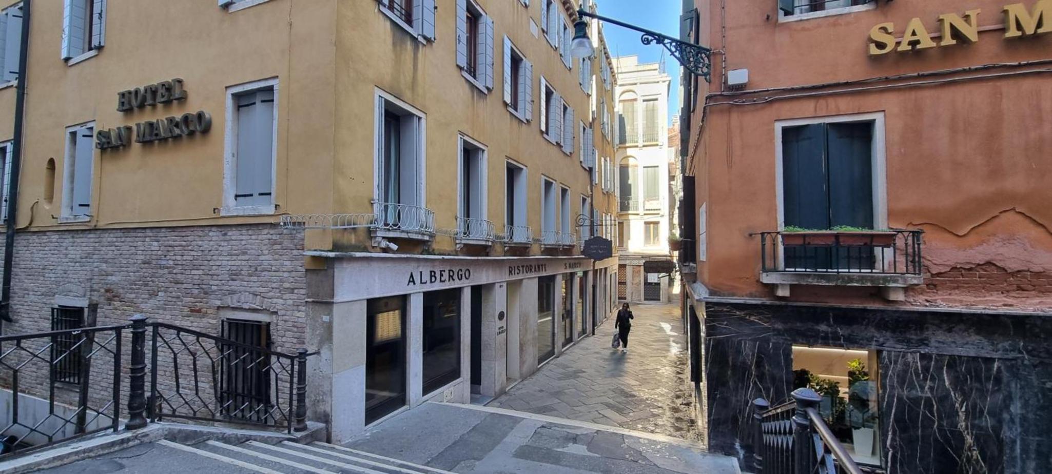 Vista Exterior Albergo San Marco