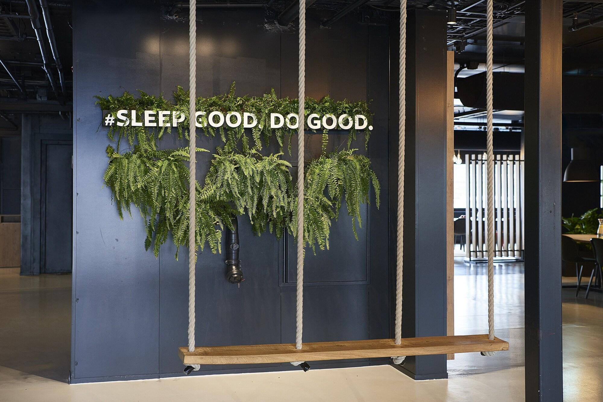 Vista Lobby Good Hotel London