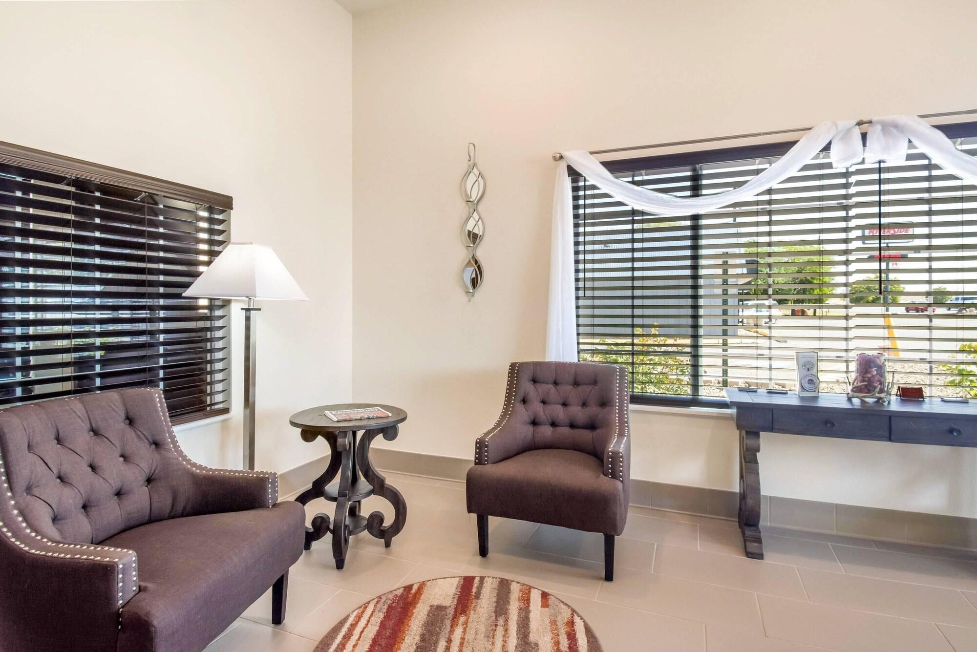 Vista Lobby Econo Lodge Umatilla Columbia River Area