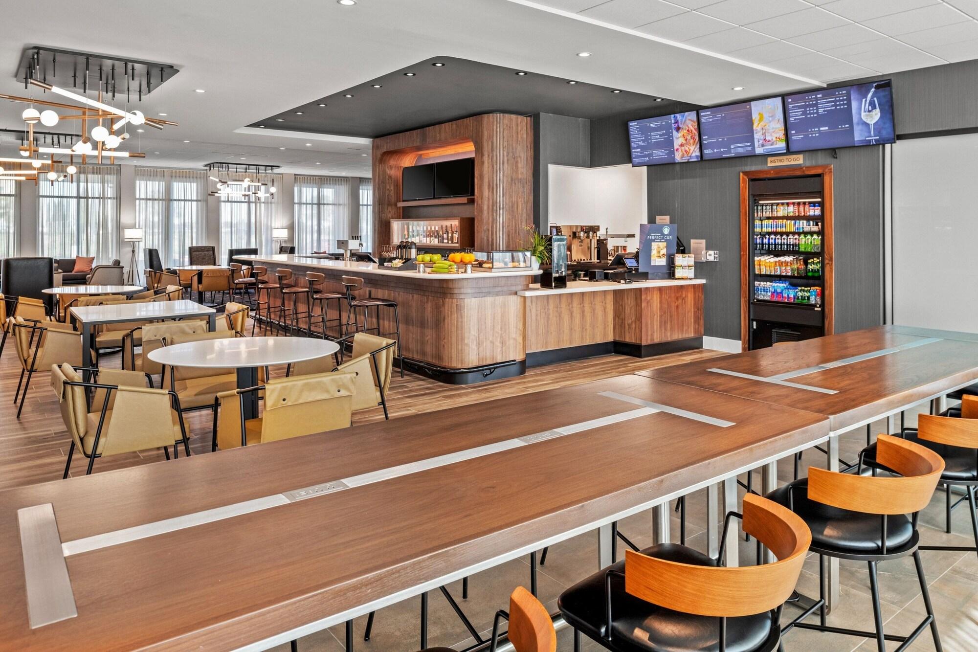 Restaurant Courtyard by Marriott Modesto North