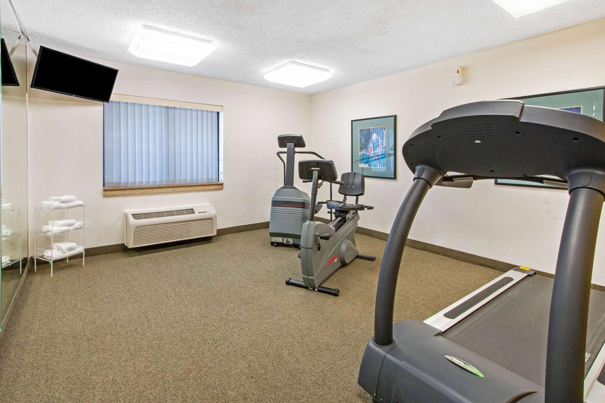 Gimnasio La Quinta Inn & Suites by Wyndham Albuquerque Journal Ctr NW