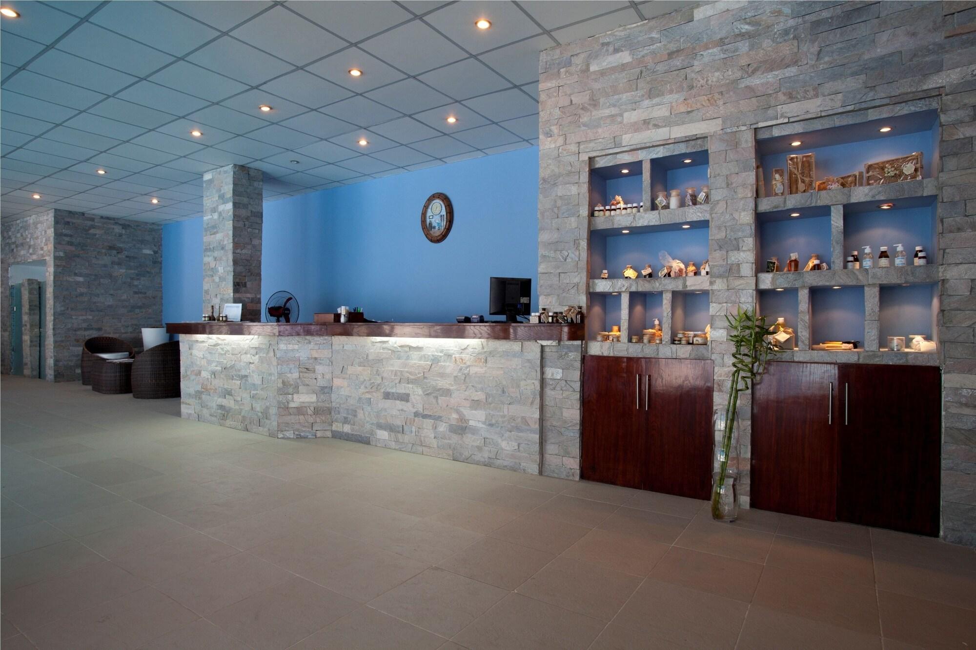 Vista Lobby Brayka Bay Resort