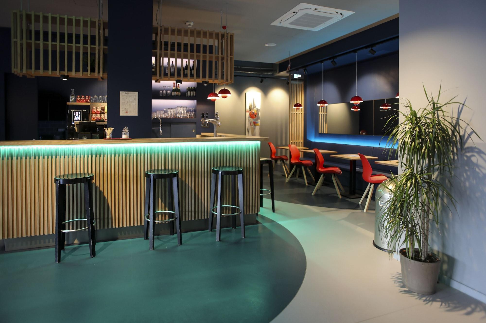 Bar/Salón acama Hotel & Hostel Kreuzberg